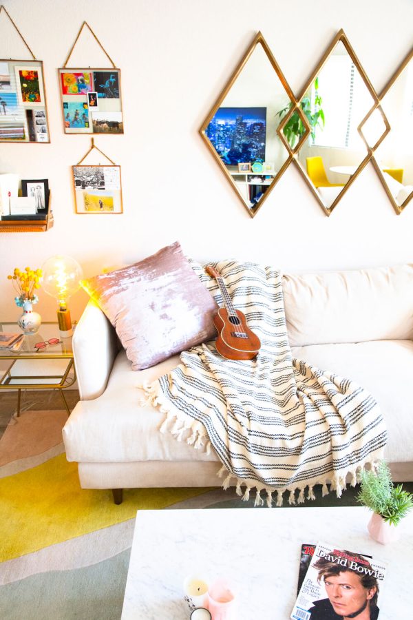 The Seasons Blanket in White Online - Image 4